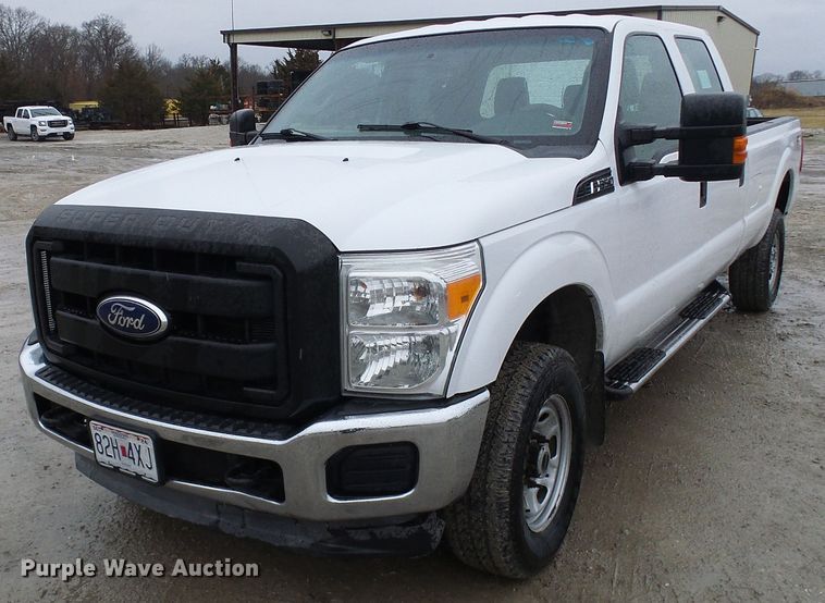 image for item DD1953 2011 Ford F350 Super Duty Crew Cab pickup truck