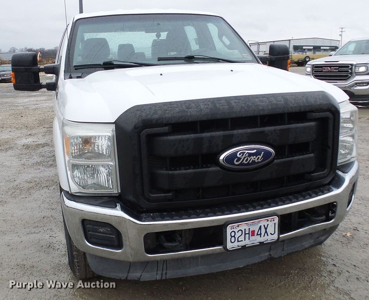 image for item DD1953 2011 Ford F350 Super Duty Crew Cab pickup truck