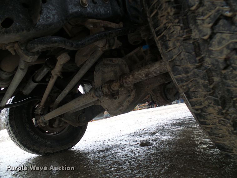 image for item DD1953 2011 Ford F350 Super Duty Crew Cab pickup truck