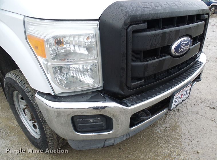 image for item DD1953 2011 Ford F350 Super Duty Crew Cab pickup truck