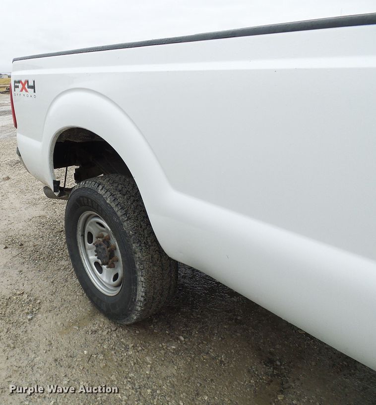image for item DD1953 2011 Ford F350 Super Duty Crew Cab pickup truck