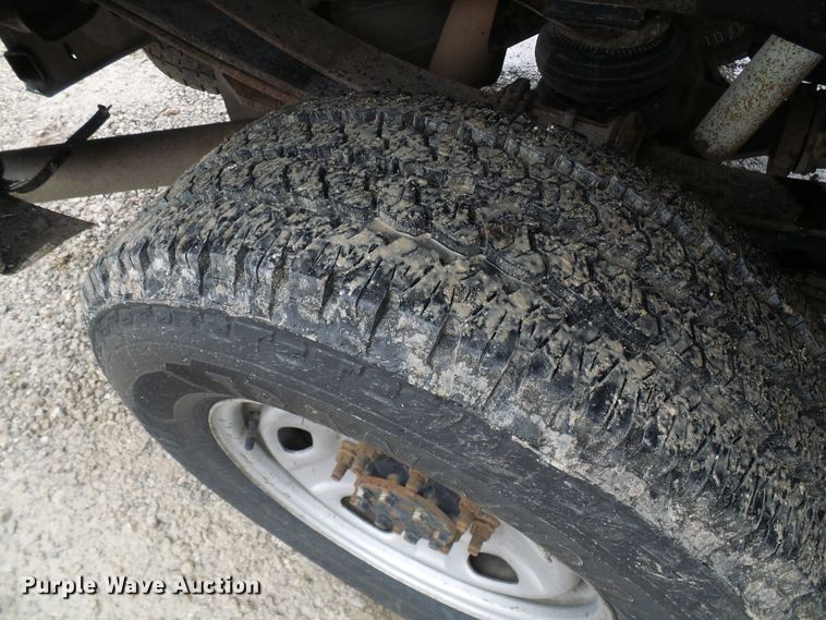 image for item DD1953 2011 Ford F350 Super Duty Crew Cab pickup truck