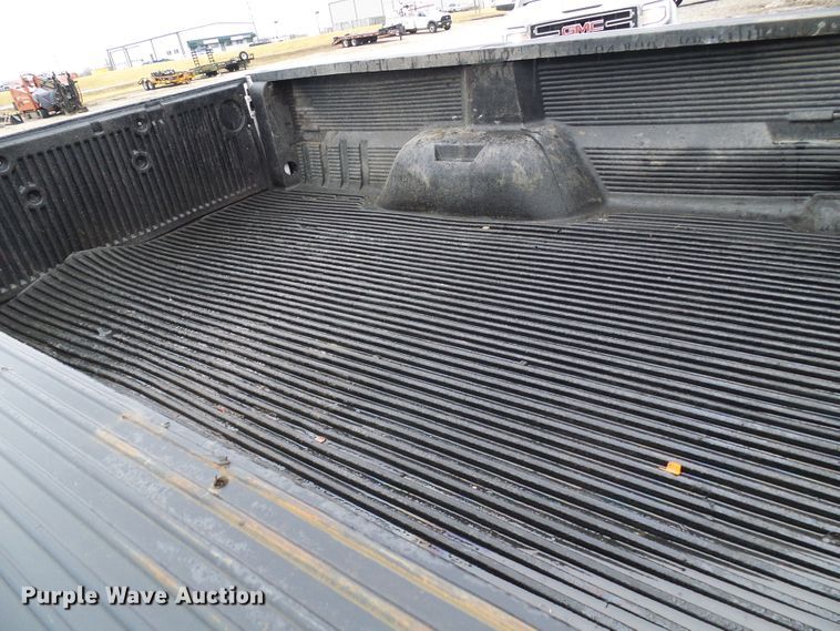 image for item DD1953 2011 Ford F350 Super Duty Crew Cab pickup truck