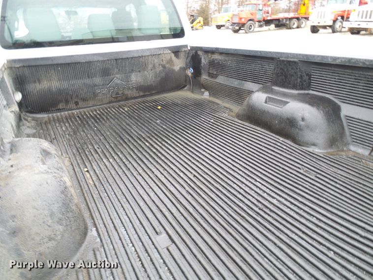 image for item DD1953 2011 Ford F350 Super Duty Crew Cab pickup truck