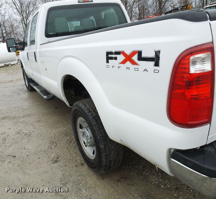 image for item DD1953 2011 Ford F350 Super Duty Crew Cab pickup truck