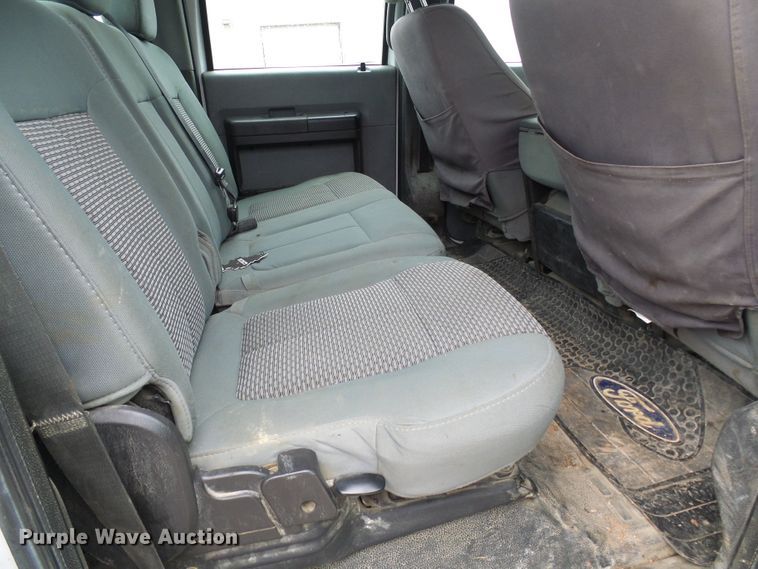 image for item DD1953 2011 Ford F350 Super Duty Crew Cab pickup truck