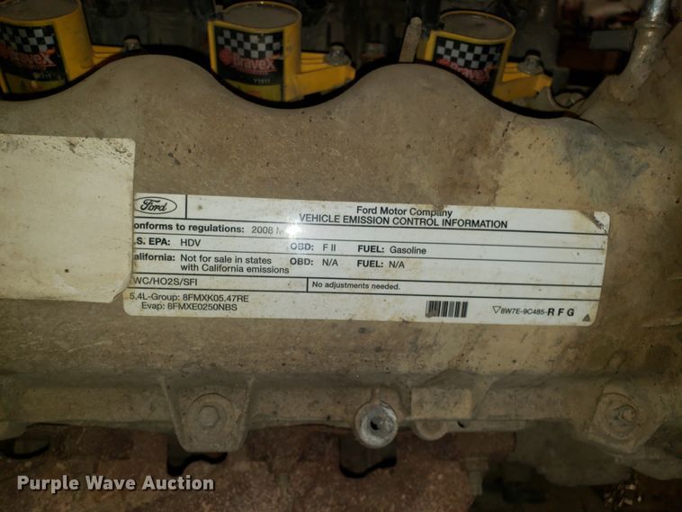 image for item DD2651 Ford 5.4L V8 gas engine