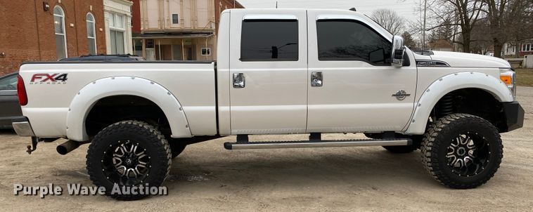 image for item DF6644 2012 Ford F250 Super Duty Crew Cab pickup truck