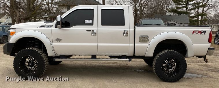 image for item DF6644 2012 Ford F250 Super Duty Crew Cab pickup truck