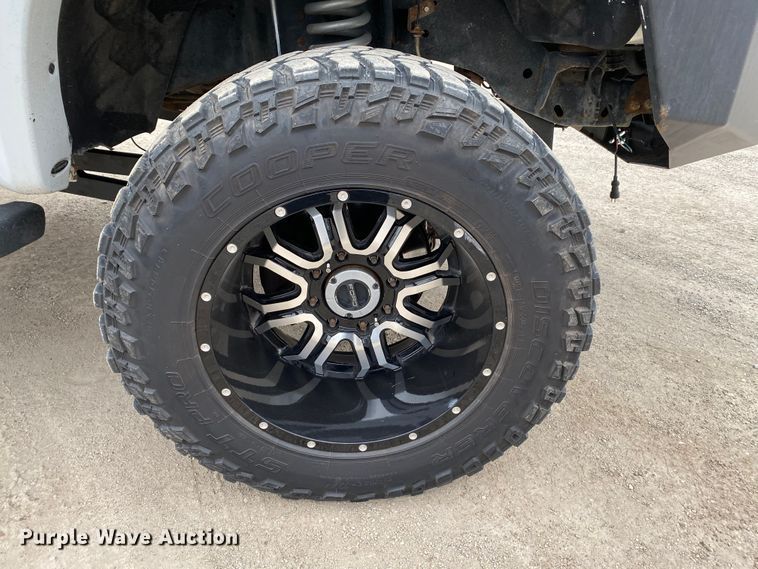 image for item DF6644 2012 Ford F250 Super Duty Crew Cab pickup truck