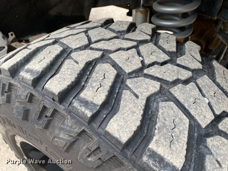 image for item DF6644 2012 Ford F250 Super Duty Crew Cab pickup truck