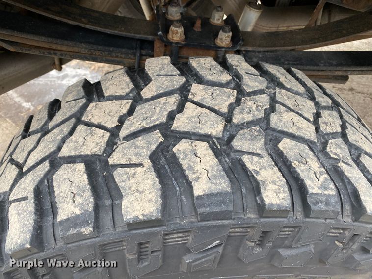 image for item DF6644 2012 Ford F250 Super Duty Crew Cab pickup truck