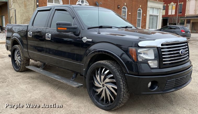 image for item DF6645 2010 Ford F150 Harley Davidson SuperCrew pickup truck