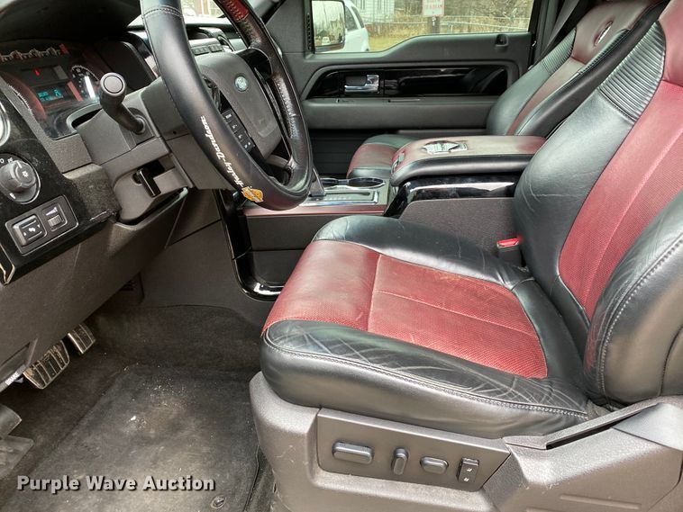 image for item DF6645 2010 Ford F150 Harley Davidson SuperCrew pickup truck