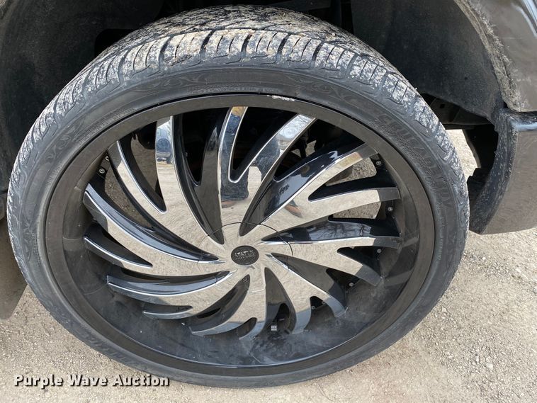 image for item DF6645 2010 Ford F150 Harley Davidson SuperCrew pickup truck