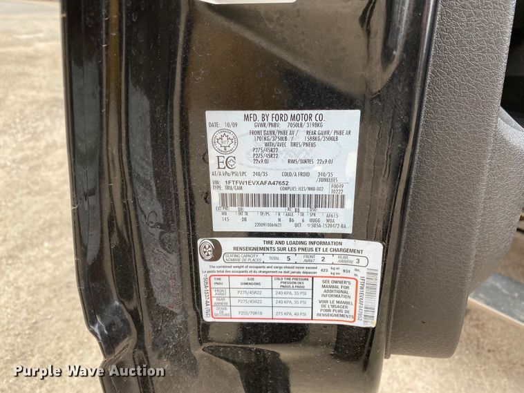 image for item DF6645 2010 Ford F150 Harley Davidson SuperCrew pickup truck