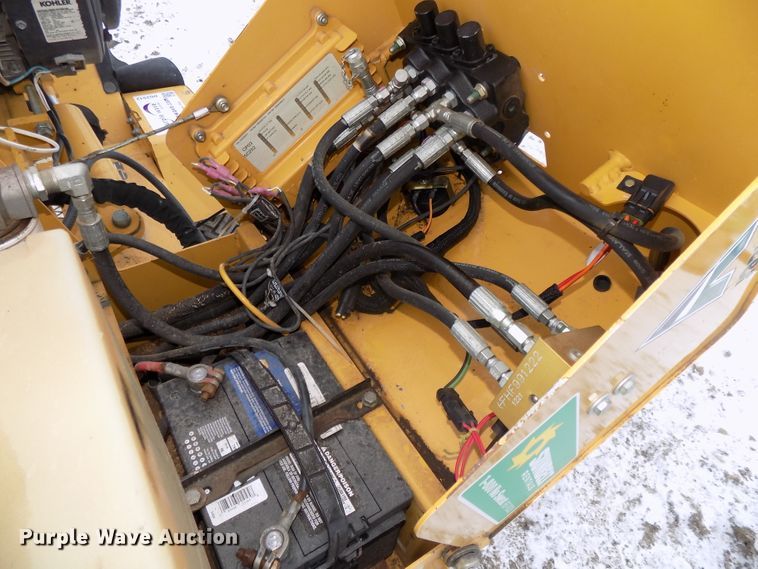 image for item DG2512 2012 Vermeer SC252 stump grinder with trailer