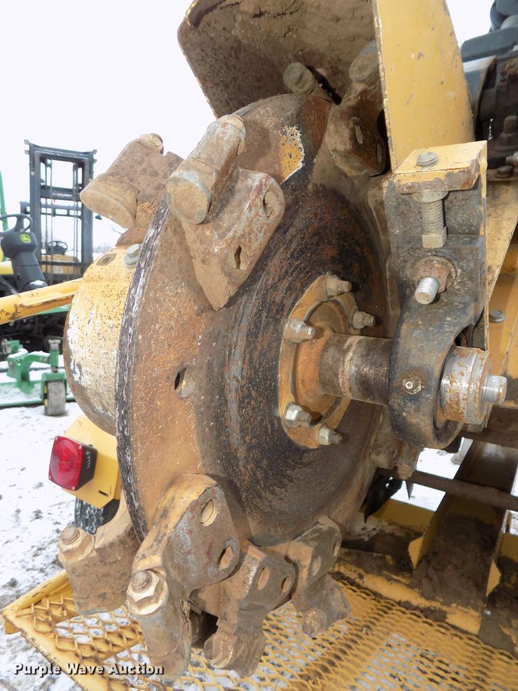 image for item DG2512 2012 Vermeer SC252 stump grinder with trailer