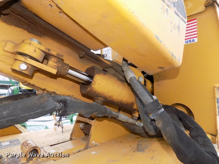 image for item DG2512 2012 Vermeer SC252 stump grinder with trailer