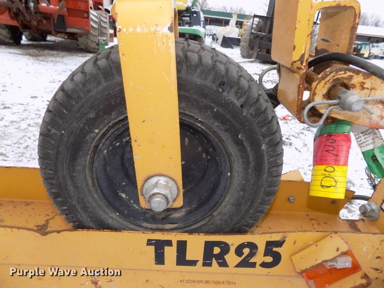 image for item DG2512 2012 Vermeer SC252 stump grinder with trailer