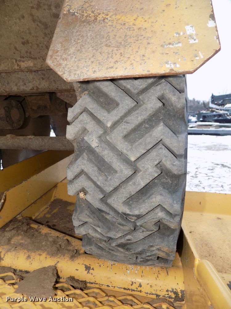 image for item DG2512 2012 Vermeer SC252 stump grinder with trailer