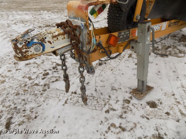 image for item DG2512 2012 Vermeer SC252 stump grinder with trailer