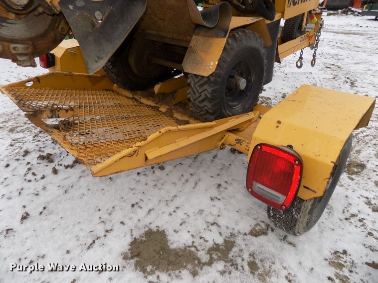 image for item DG2512 2012 Vermeer SC252 stump grinder with trailer