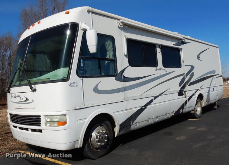 image for item DG6258 2005 National Sea Breeze LX RV