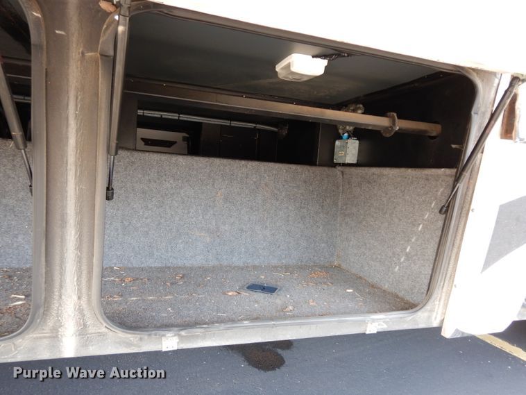 image for item DG6258 2005 National Sea Breeze LX RV