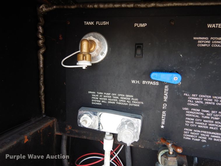 image for item DG6258 2005 National Sea Breeze LX RV