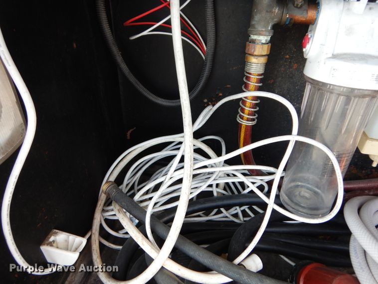 image for item DG6258 2005 National Sea Breeze LX RV