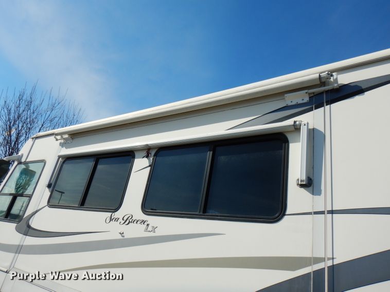 image for item DG6258 2005 National Sea Breeze LX RV