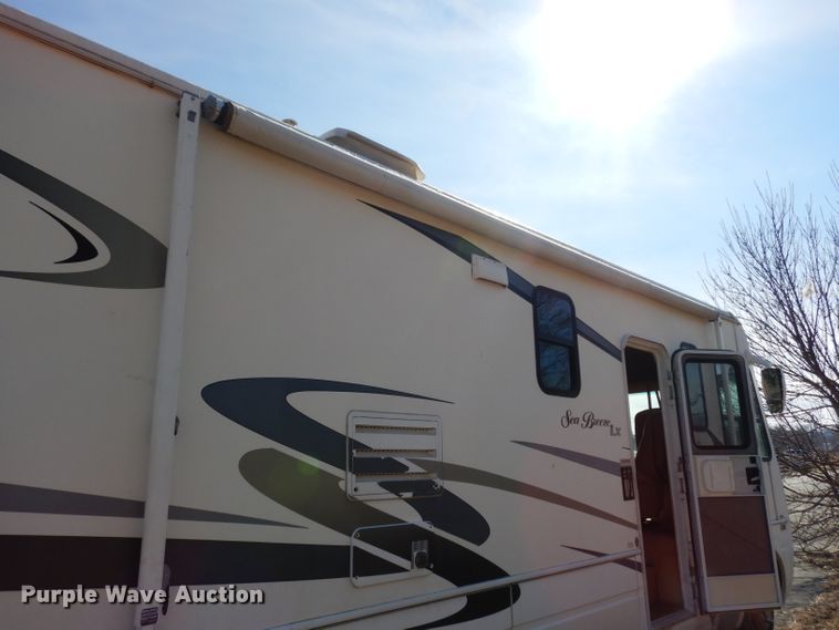 image for item DG6258 2005 National Sea Breeze LX RV