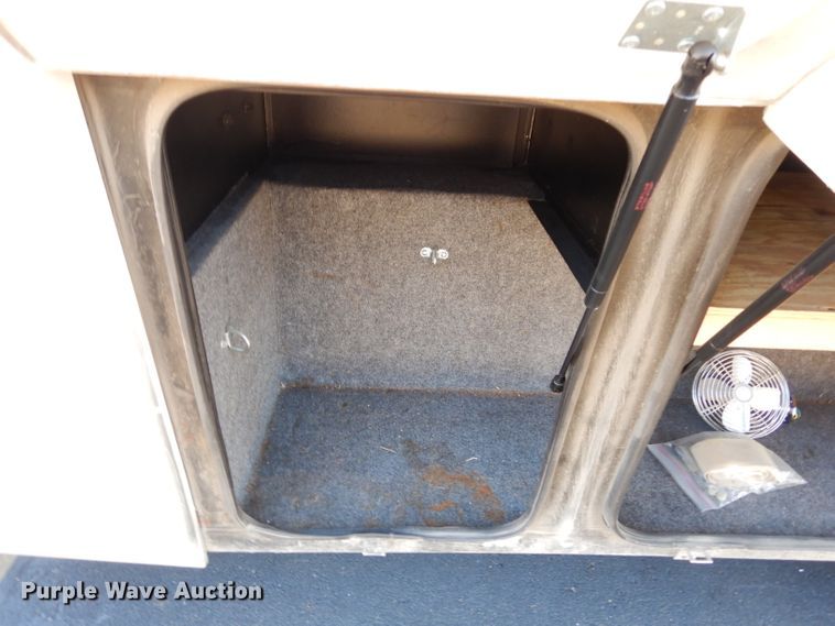 image for item DG6258 2005 National Sea Breeze LX RV