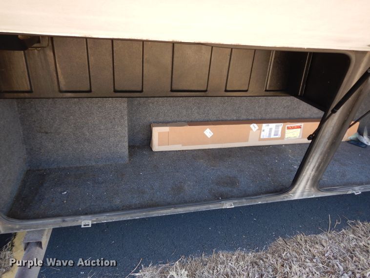 image for item DG6258 2005 National Sea Breeze LX RV