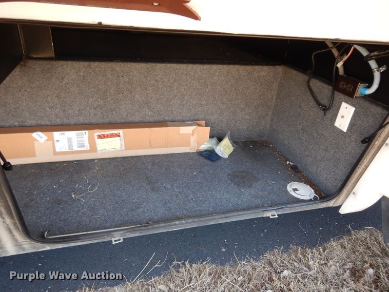 image for item DG6258 2005 National Sea Breeze LX RV