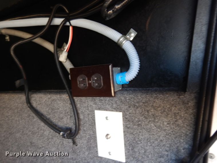 image for item DG6258 2005 National Sea Breeze LX RV