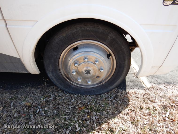 image for item DG6258 2005 National Sea Breeze LX RV