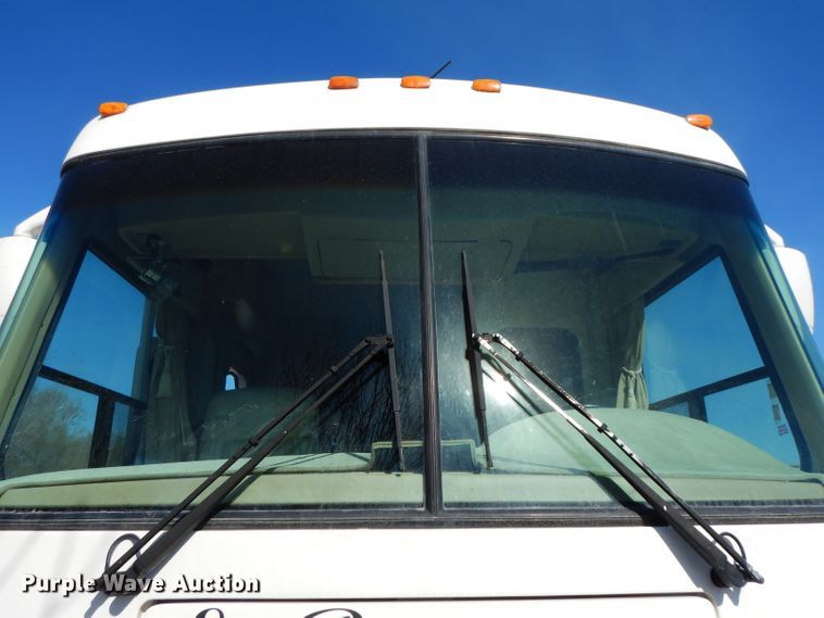 image for item DG6258 2005 National Sea Breeze LX RV