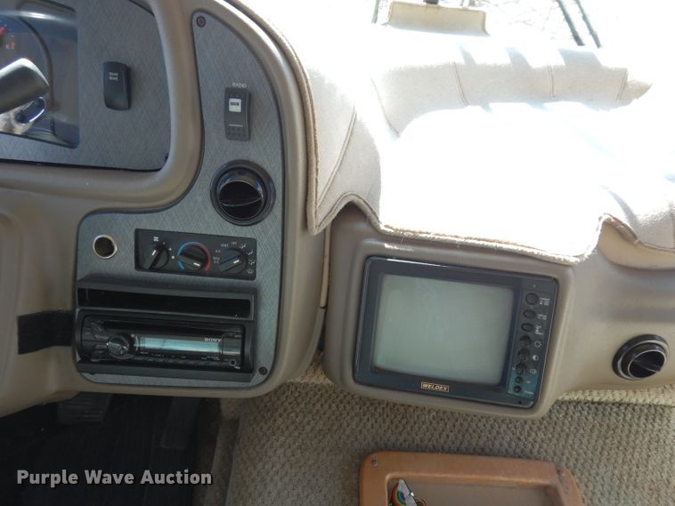 image for item DG6258 2005 National Sea Breeze LX RV