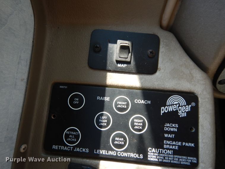 image for item DG6258 2005 National Sea Breeze LX RV