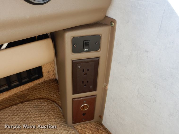 image for item DG6258 2005 National Sea Breeze LX RV