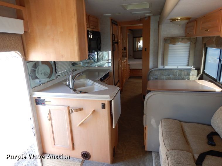 image for item DG6258 2005 National Sea Breeze LX RV