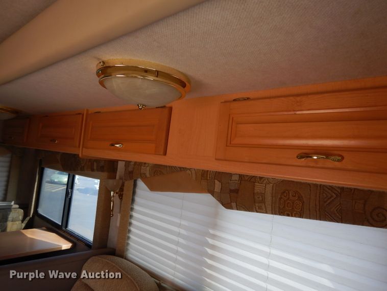 image for item DG6258 2005 National Sea Breeze LX RV