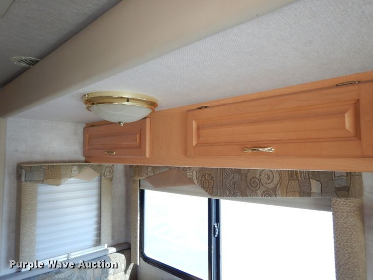 image for item DG6258 2005 National Sea Breeze LX RV