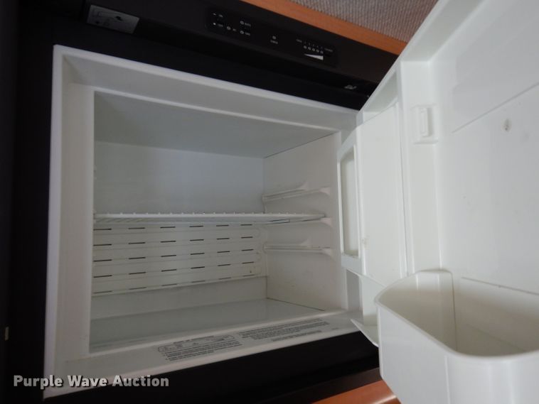 image for item DG6258 2005 National Sea Breeze LX RV