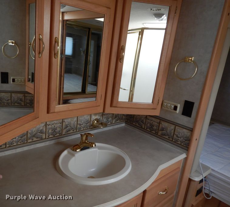 image for item DG6258 2005 National Sea Breeze LX RV