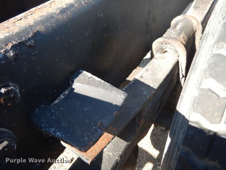 image for item DH2263 2007 Freightliner Business Class M2 truck cab and chassis