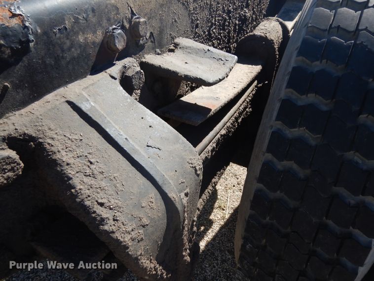 image for item DH2263 2007 Freightliner Business Class M2 truck cab and chassis