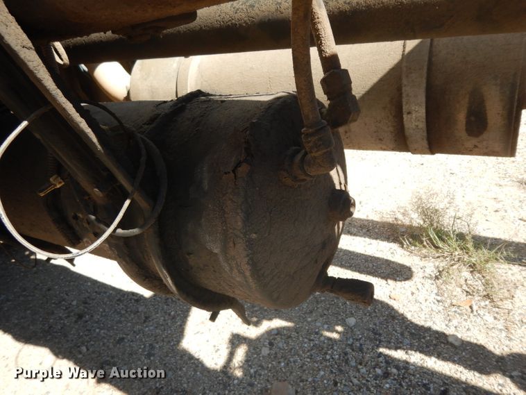 image for item DH2263 2007 Freightliner Business Class M2 truck cab and chassis